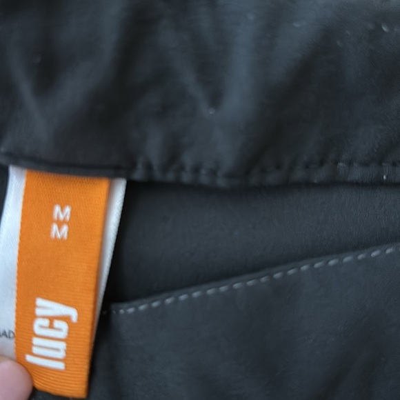 Lucy Women’s pants. Size M. - Picture 2 of 9